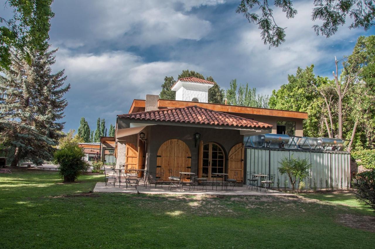 Terra Campo Posada Chacras de Coria Exterior photo